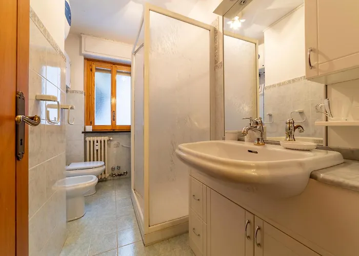 Panoramico Vista Maneggio E Piste Da Sci * Limone Piemonte